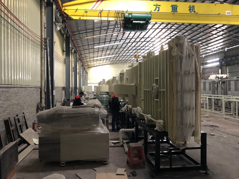 立式EMI磁控镀膜生产线